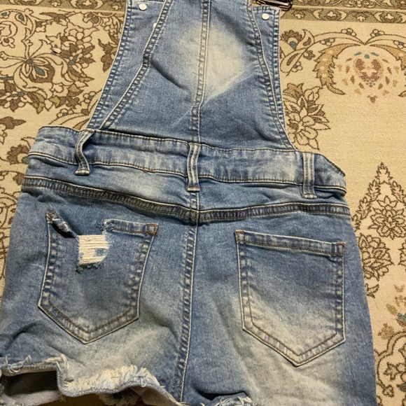 (Girls 8-10 light blue overalls) - Picture 5 of 7